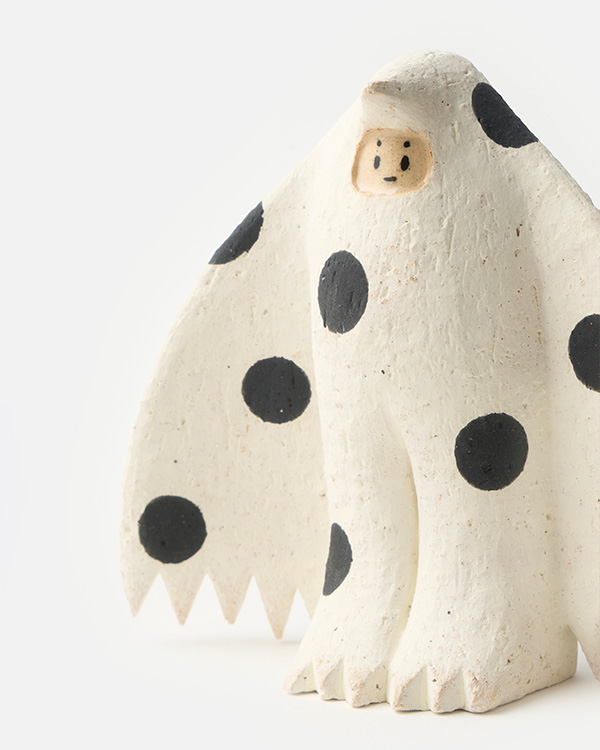 Ceramic Clay Sculpture by Yi Shao Jie Mo - Cloaked Walker - Hand-pinched
